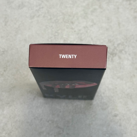 NEW Kylie Jenner Cosmetics Matte Lip Kit TWENTY - Picture 6 of 9